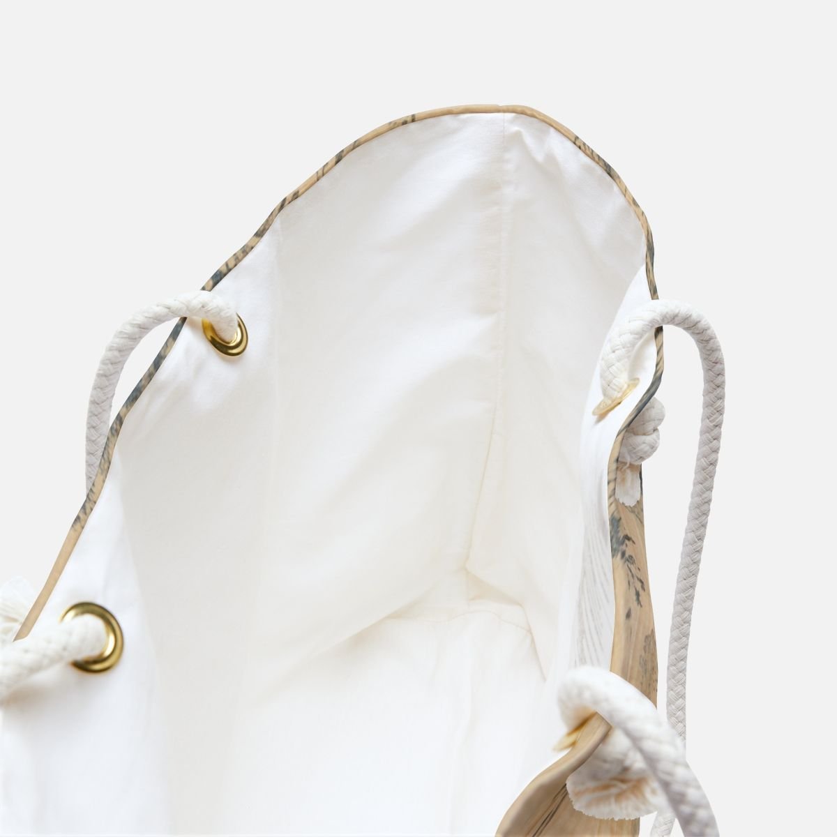 Chinoiserie Kitty Weekender Bag - Canvasses
